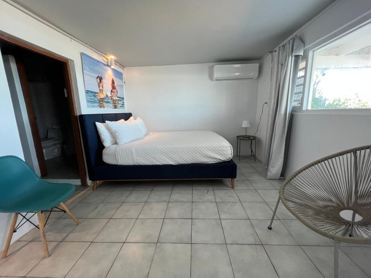 Bella Surf Inn Isabela Exterior photo