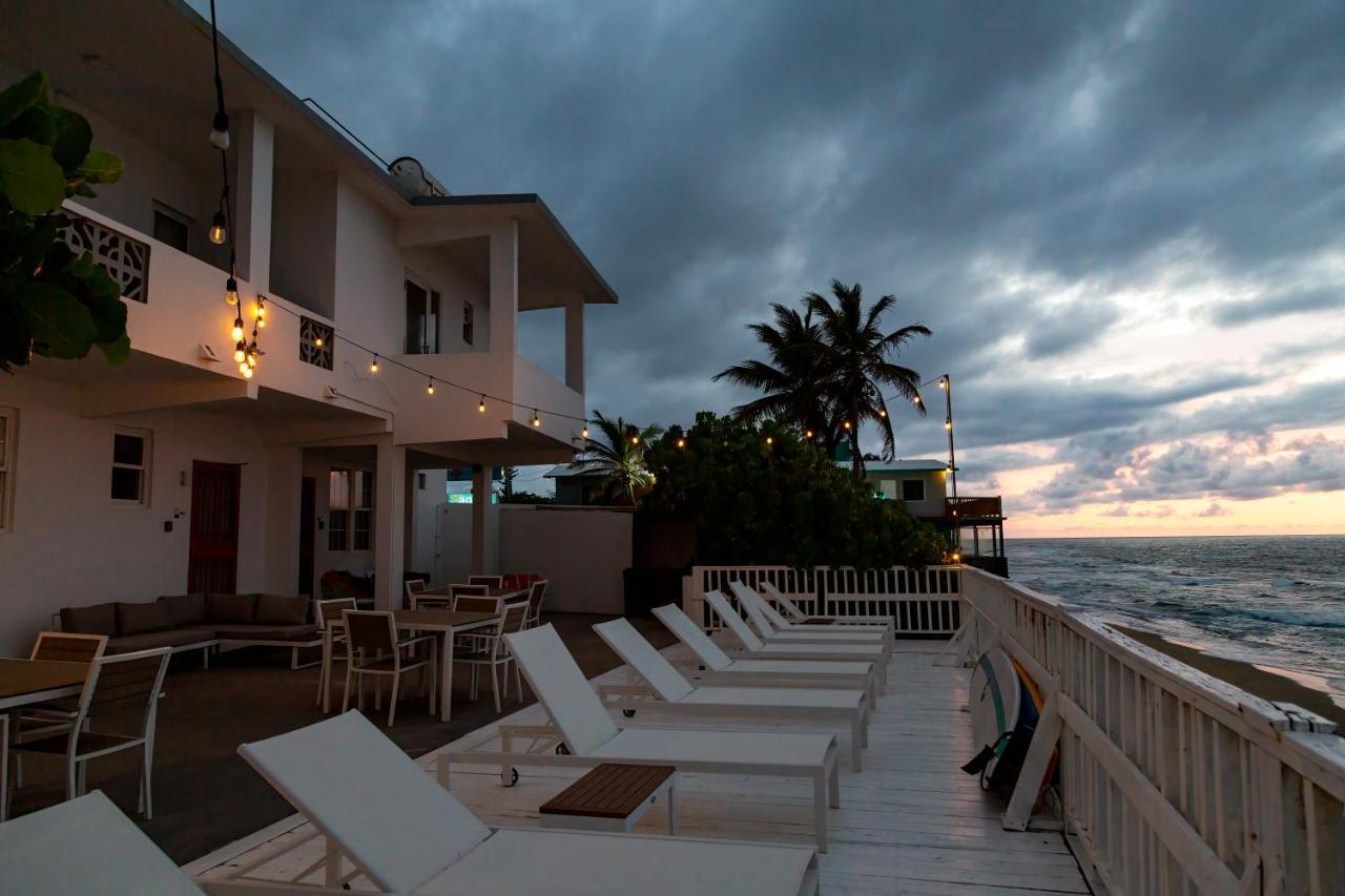Bella Surf Inn Isabela Exterior photo